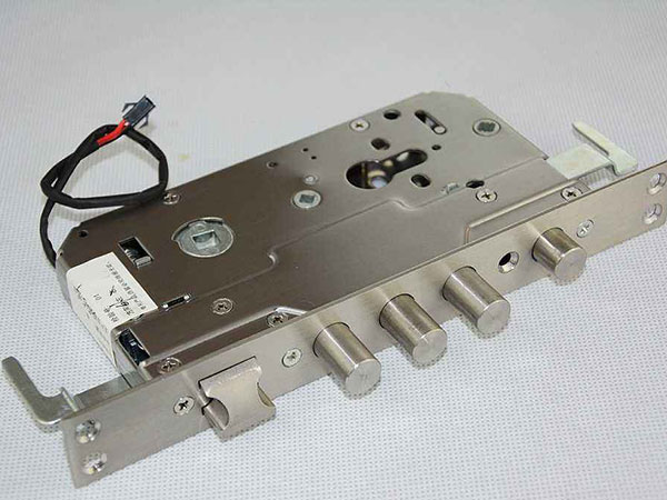 东阿24小时上门开锁公司